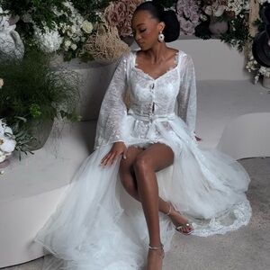 Elegant White Lace Dress